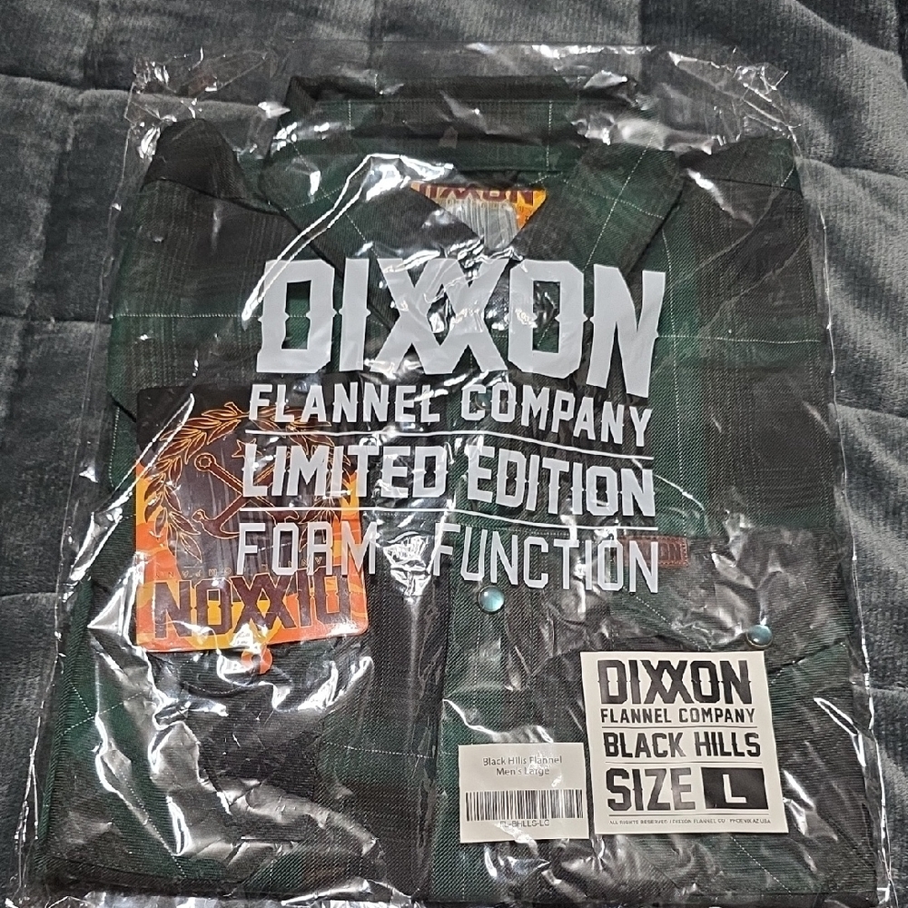 DIXXON Limited Edition Flannel - Dark Green and Black